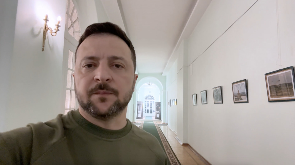 Зеленський побував на Чернігівщині – спілкувався з підприємцями, оглянув лінію оборони (ВІДЕО)