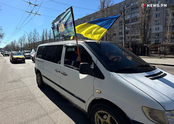 У Миколаєві пройшов автопробіг на підтримку військовополонених (ФОТО)