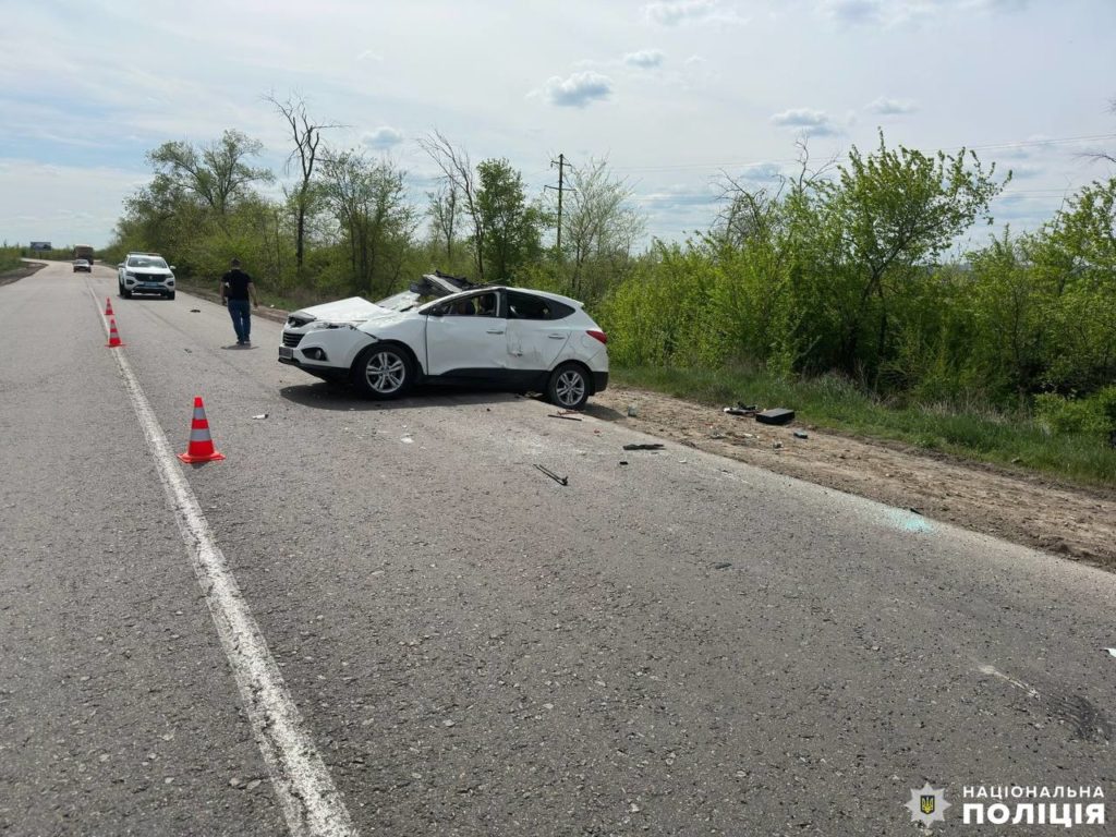 Одна людина загинула, троє травмувались – на Миколаївщині сталась ДТП (ФОТО) 1