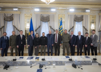 Зеленський зустрівся з делегацією Конгресу США, сказав, чого ми “абсолютно потребуємо” (ФОТО, ВІДЕО)