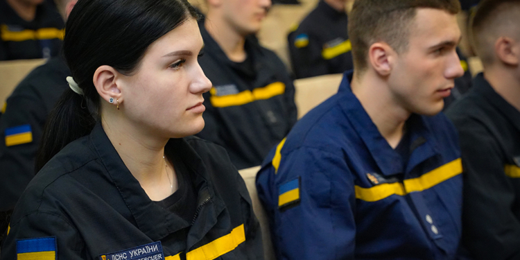 Лави рятувальників Миколаївщини поповнили 32 лейтенанти (ФОТО)  