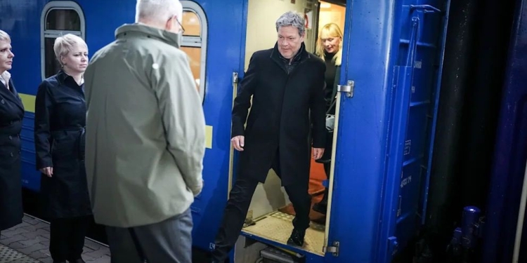 За кілька тижнів Україна отримає ще одну систему Iris-T і більше до кінця року