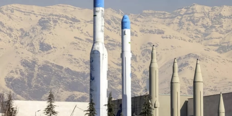 G7 закликала Іран утриматися від постачання балістичних ракет до Росії