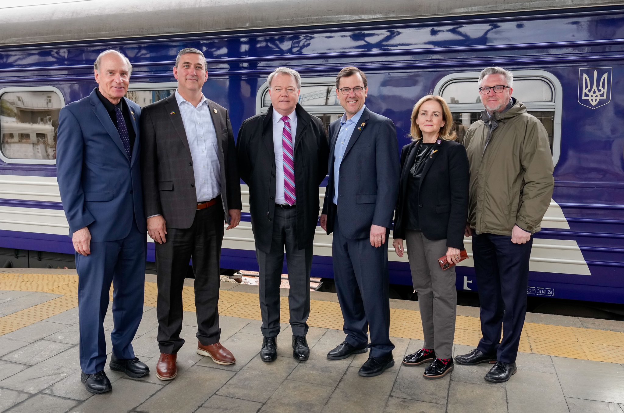 В Україну прибула двопартійна делегація Конгресу США (ФОТО)