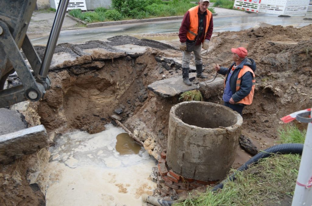 В Миколаєві другу добу центр міста без води, завтра теж не буде (ФОТО) 1