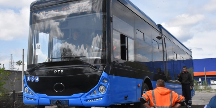 Миколаїв отримав ще два нових тролейбуси з автономним ходом до 20 км (ФОТО)