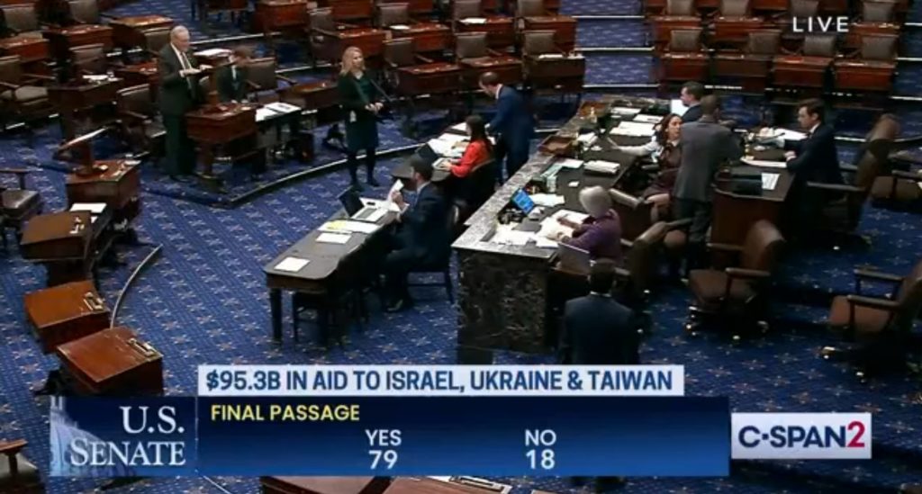 Сенат США проголосував за виділення $61 млрд. допомоги Україні. Зеленський подякував 1