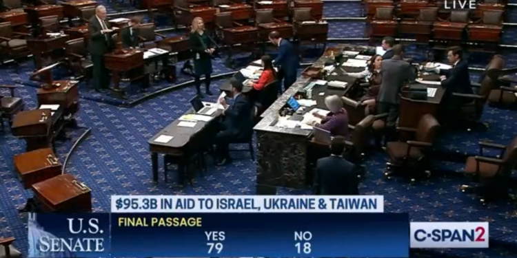 Сенат США проголосував за виділення $61 млрд. допомоги Україні. Зеленський подякував