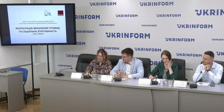 В Україні 20% опитаних ставляться негативно до російськомовних співвітчизників, 13% – до тих, хто виїхав (ВІДЕО, ІНФОГРАФІКА)