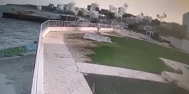 Генпрокурор показав момент влучання касетного “Іскандера” по Одесі (ВІДЕО)