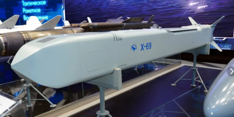 Погана історія. Ворог знищив Трипільську ТЕС новою ракетою Х-69. Але може бути ще гірше (ФОТО)