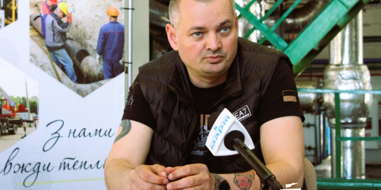 Про підсумки опалювального сезону, точки видачі води і… зарядні станції для електромобілів: директор «Миколаївоблтеплоенерго» дав брифінг