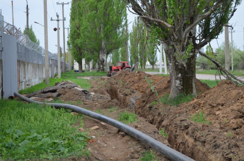 «Миколаївводоканал» почав прокладати нові труби у Корабельному районі (ФОТО) 4