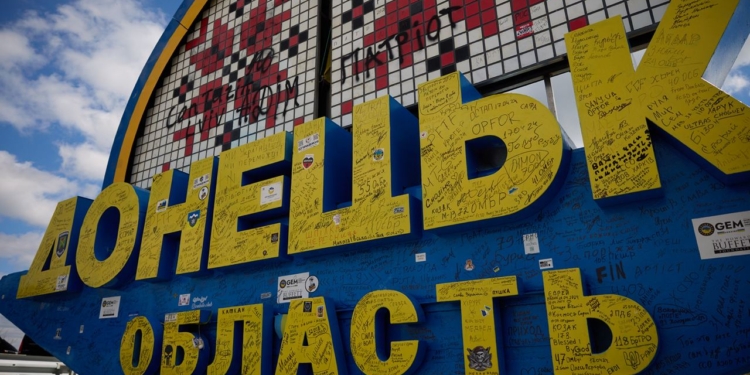 Президент Зеленський сьогодні на Донеччині – зокрема, у захисників Часового Яру (ФОТО, ВІДЕО)