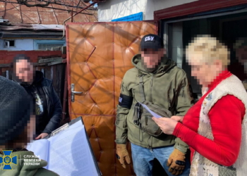 На Херсонщині затримали групу навідників, серед них ексдепутат (ФОТО, ВІДЕО)