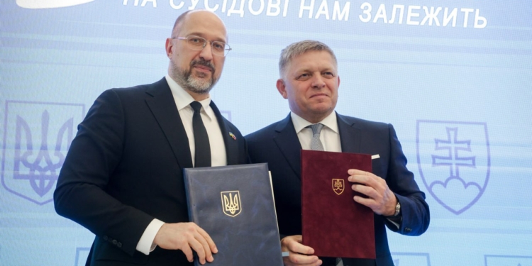 Шмигаль провів переговори із словацьким прем’єром Фіцо. Про що домовились (ФОТО)