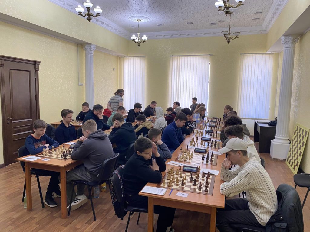 Традиційний шаховий фестиваль у Миколаєві зібрав майже 130 юних шахістів (ФОТО) 5