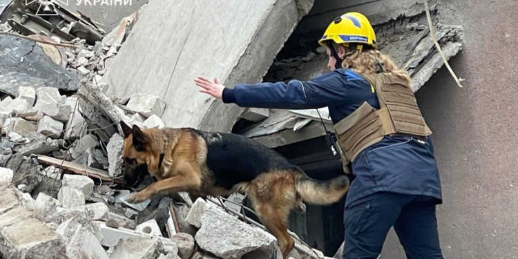 У Чернігові кількість жертв зросла до 18 (ФОТО)