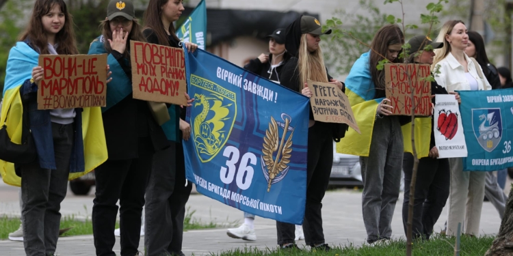 У Миколаєві відбулась чергова акція на підтримку військовополонених захисників (ФОТО)