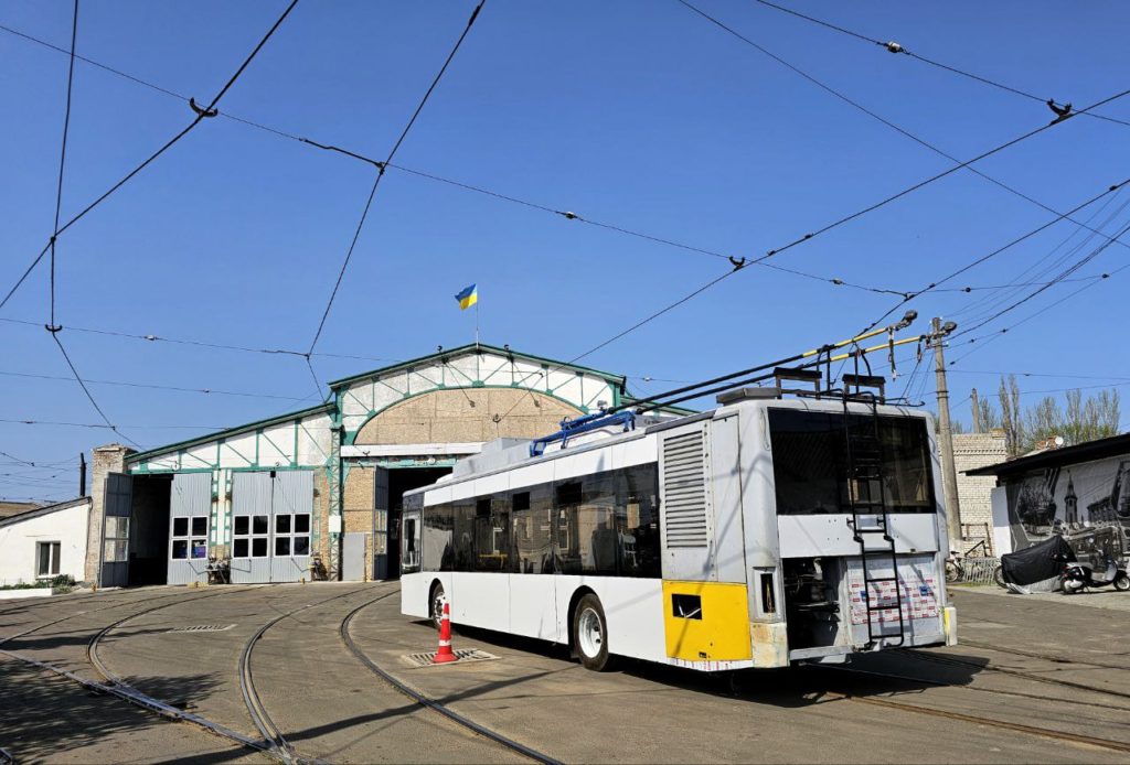 Тролейбус, який під автономний хід 20 км реконструює «Миколаївелектротранс», вже пройшов обкатку (ФОТО) 8