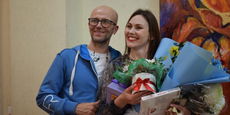 «Нехай квітне моя Україна»: в Миколаєві відкрилась виставка робіт Наталії Румянцевої (ФОТО)