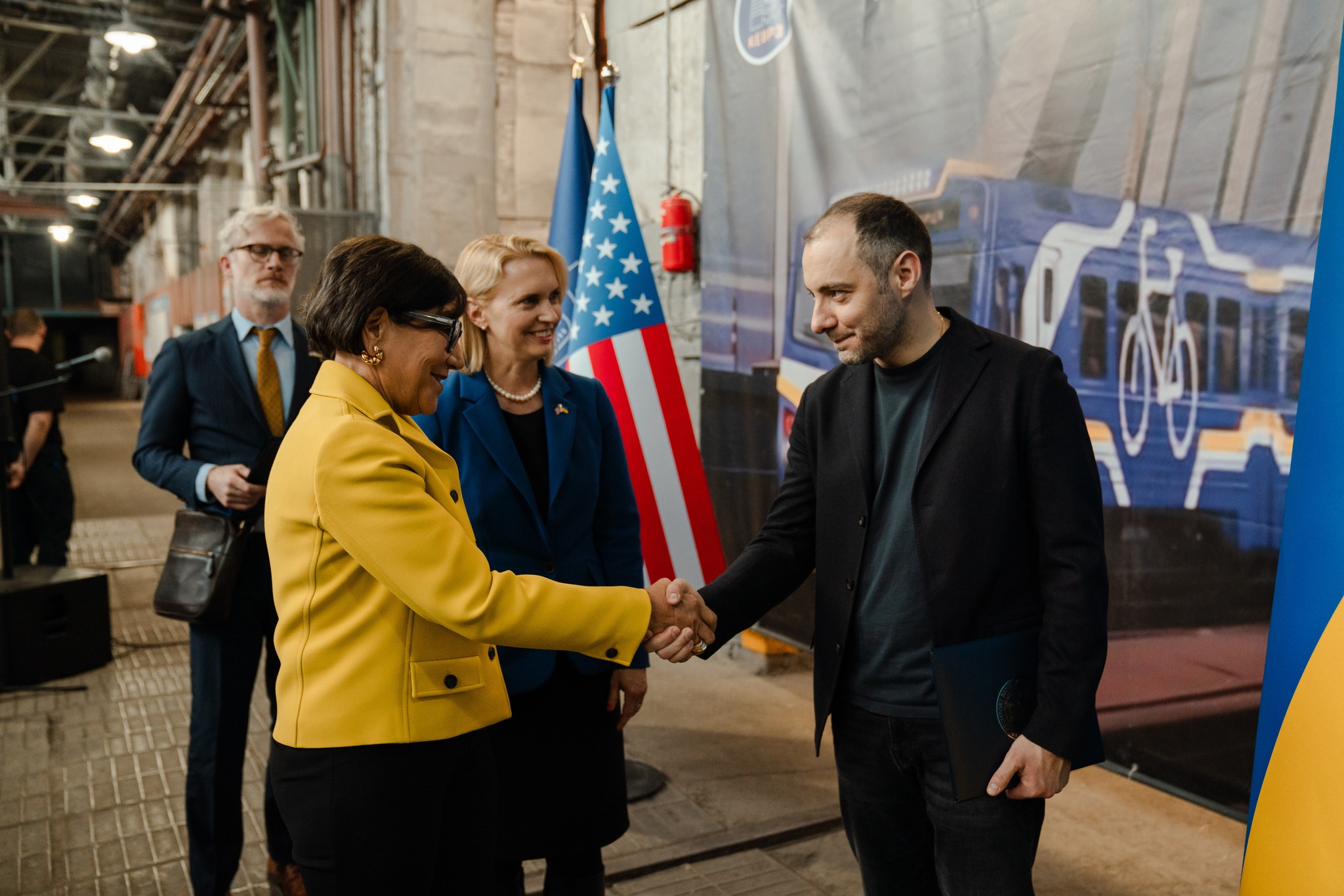 Укрзалізниця отримає $156,6 млн позики для придбання близько 40 дизельних локомотивів (ФОТО)