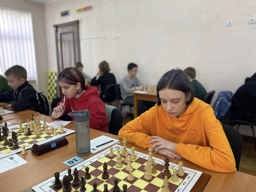 Традиційний шаховий фестиваль у Миколаєві зібрав майже 130 юних шахістів (ФОТО) 9