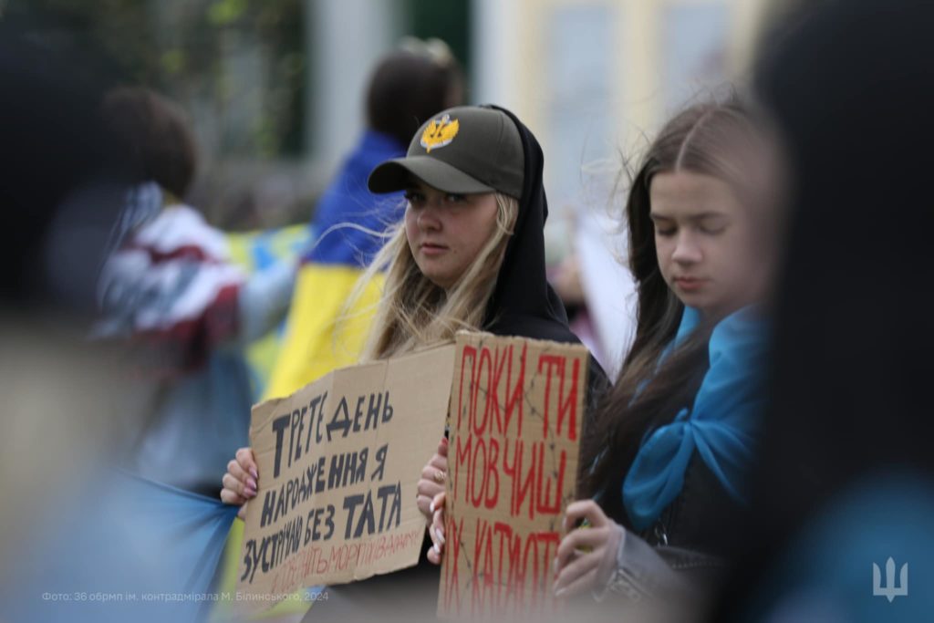 У Миколаєві відбулась чергова акція на підтримку військовополонених захисників (ФОТО) 15