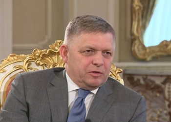 “Це як пукнути у дерево”. Фіцо образив словаків, які зібрали 4 млн.євро на боєприпаси для України