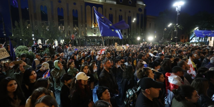 У Грузії протестували проти закону про іноагентів – 14 затриманих (ФОТО, ВІДЕО)