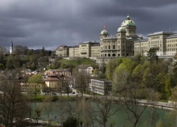 Парламент Швейцарії вимагає від уряду країни прийняти окрему стратегію України