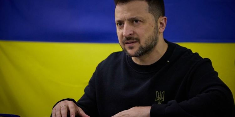 Відвага не може бути єдиним захистом від безпілотників і ракет, – Зеленський виступив на Раді “Україна-НАТО” (ВІДЕО)