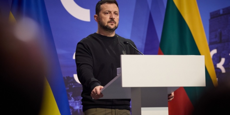 Щодня збільшується кількість обіцянок – реальність нарешті повинна відповідати словам, – Зеленський у Вільнюсі