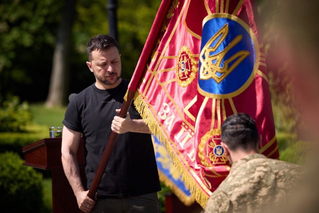 День морської піхоти: державні нагороди, прапор 66-му дивізіону миколаївської артбригади і відзнака «За мужність та відвагу» 1-му батальону 36-ї бригади (ФОТО) 19