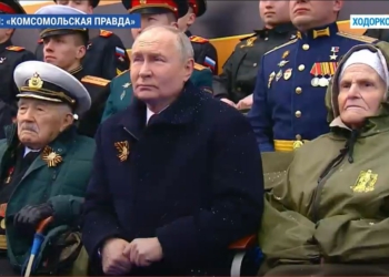 Вужчає коло прибічників. Хто з лідерів держав приїхав на парад у Москву