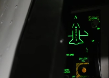 Чехія передала перший  тренажер винищувача F-16 в одну із бригад тактичної авіації (ВІДЕО)