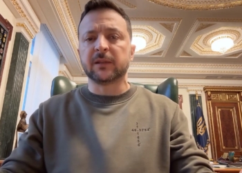 «Я вдячний кожному нашому солдату, кожному сержанту, кожному офіцеру, які захищають наші позиції, як потрібно» – звернення Зеленського (ВІДЕО)