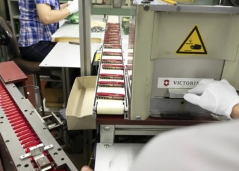 Компанія Victorinox різатиме без ножа