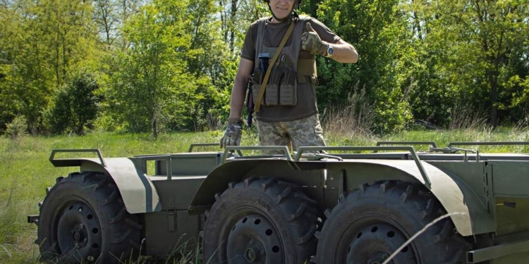 «Махно»: у 108-й бригаді ТрО пройшли випробування наземних дронів (ФОТО)