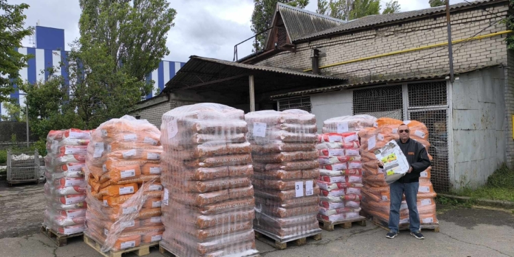 Миколаївський зоопарк отримав від зоопарків Європи черговий вантаж кормів для тварин – частина поїхала до Харківського зоопарку (ФОТО)