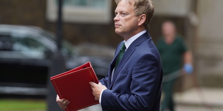 Альянс між рф та Китаєм становить пряму загрозу для західних країн – британський міністр оборони