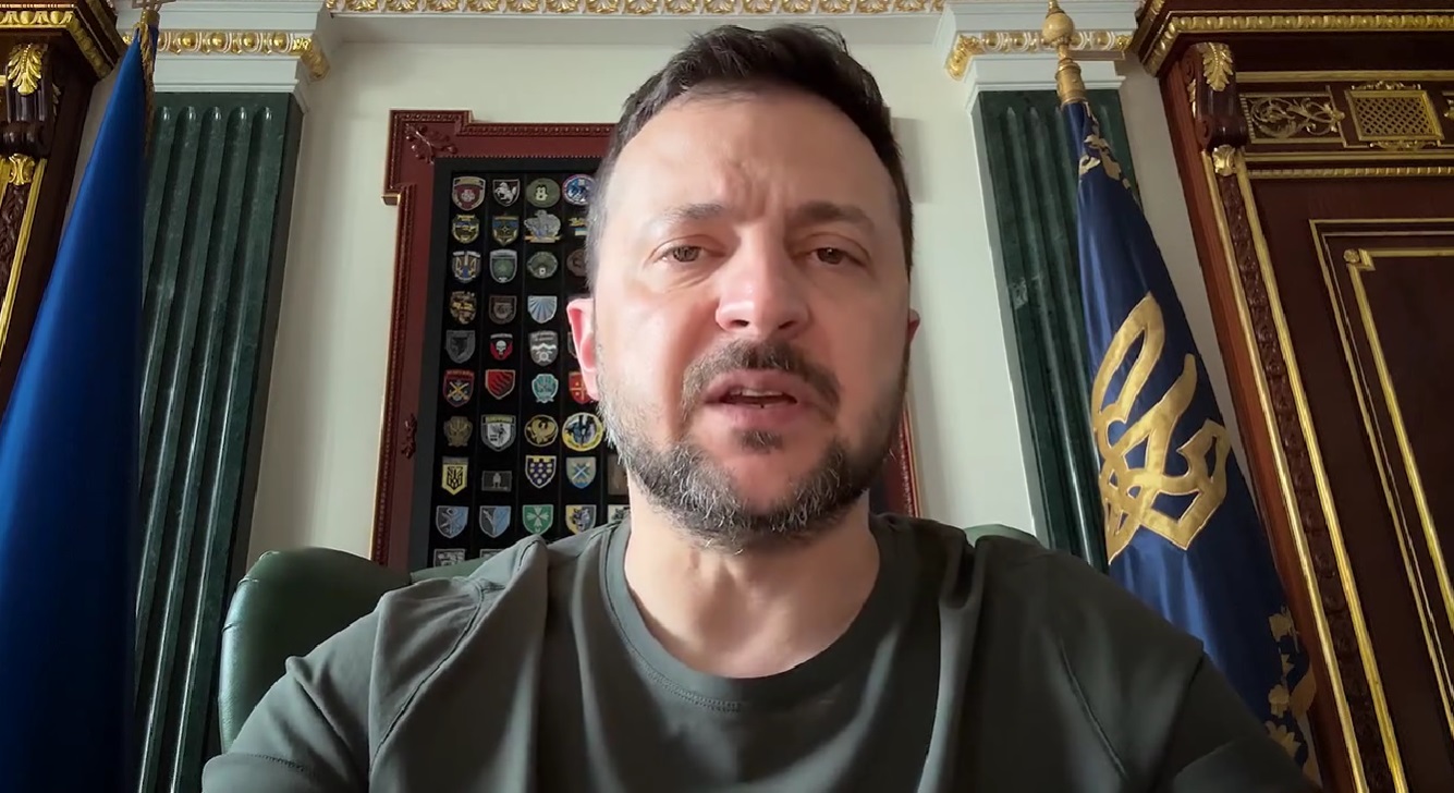 «Результати цих днів – усього тижня – ми маємо більш міцні позиції на Харківщині» – Зеленський подякував 57-й та 82-й бригадам та кожному солдату (ВІДЕО)