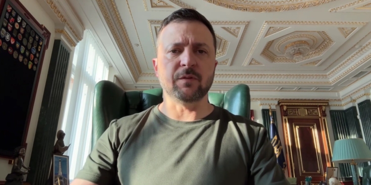 «Ми маємо якнайбільше завдавати втрат окупанту» – Зеленський назвав завдання для Сил оборони і подякував 57-мій ОМБр, 82-гій ОДШБр та 47-мій ОМБр (ВІДЕО)