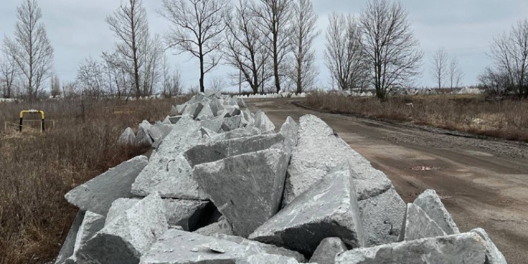 Створена Радою Тимчасова слідча комісія перевірить витрати бюджетних коштів на будівництво фортифікацій та закупівлю дронів