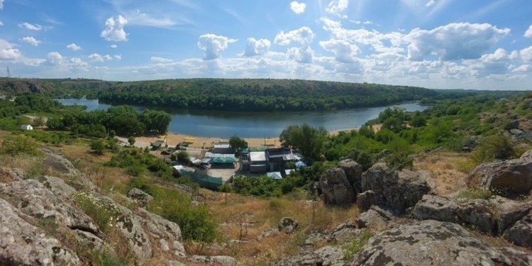 Пляжний сезон на Миколаївщині 2024 року можливий тільки на внутрішніх водоймах, море – під забороною