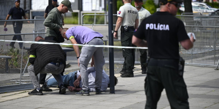 Стріляв, щоб не вбити. Нападник на Фіцо розповів про свою мотивацію