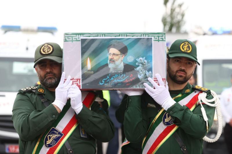 Президента Ірану Раїсі поховали в мавзолеї (ФОТО, ВІДЕО) 1
