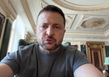 «Тільки такі божевільні, як Путін, здатні вбивати й тероризувати людей так підло» – звернення Зеленського про Харків і необхідність дати Україні ППО (ВІДЕО)
