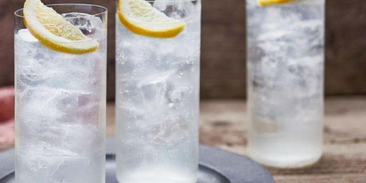 Прості коктейлі з Абсолютом, які можна зробити вдома