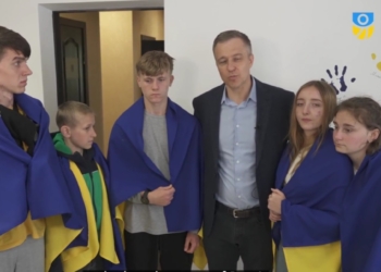В Україну вдалось повернути 5 дітей-сиріт з Новопетрівського інтернату Миколаївської області, яких викрали і депортували росіяни (ВІДЕО)